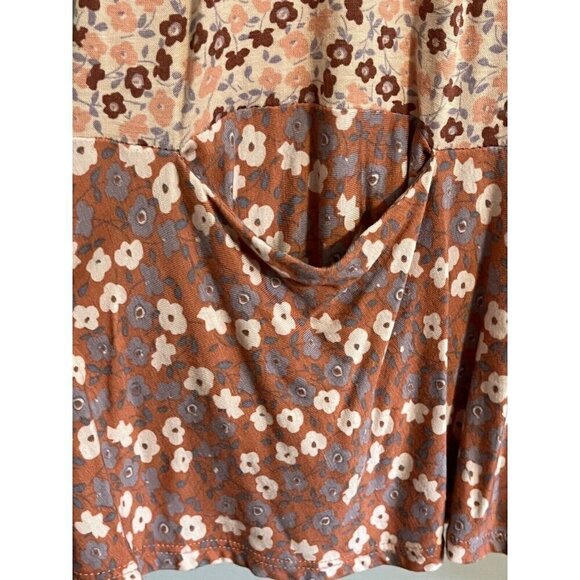Logo Floral Top M Tan Boho Western Euro Summer Casual Neutral Hippie Retro - Picture 2 of 9
